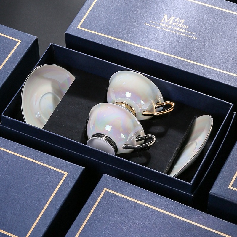 Pearlescent Iridescent Coffee  - огляд і ціна Luxury Gift Set