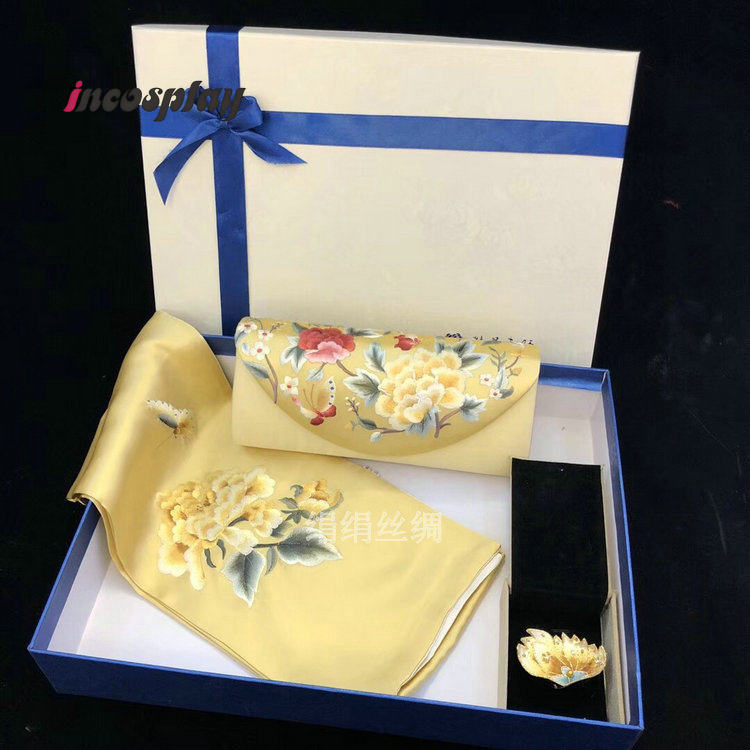 Chinese Embroidery Silk Scarf, - огляд і ціна Luxury Gift Set